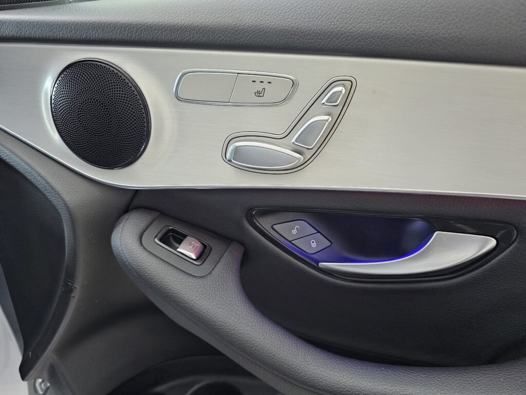 صورة السيارة