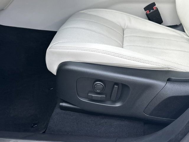 صورة السيارة