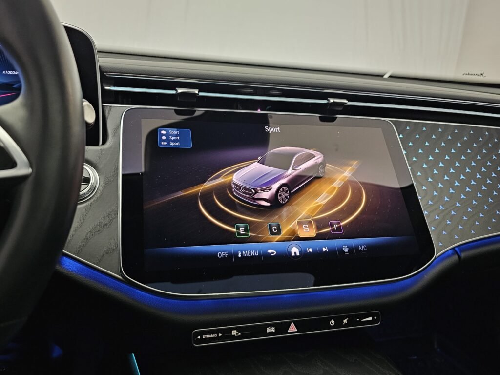 صورة السيارة