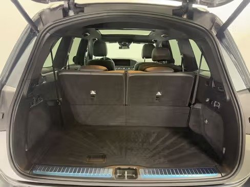 صورة السيارة