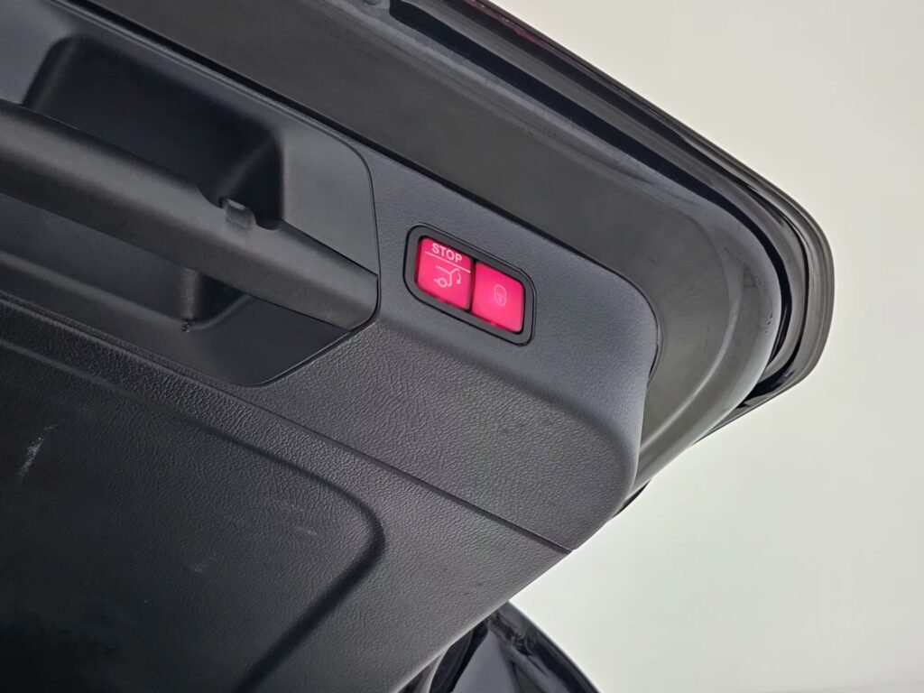 صورة السيارة