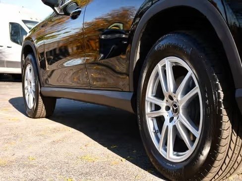 صورة السيارة