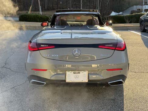 صورة السيارة