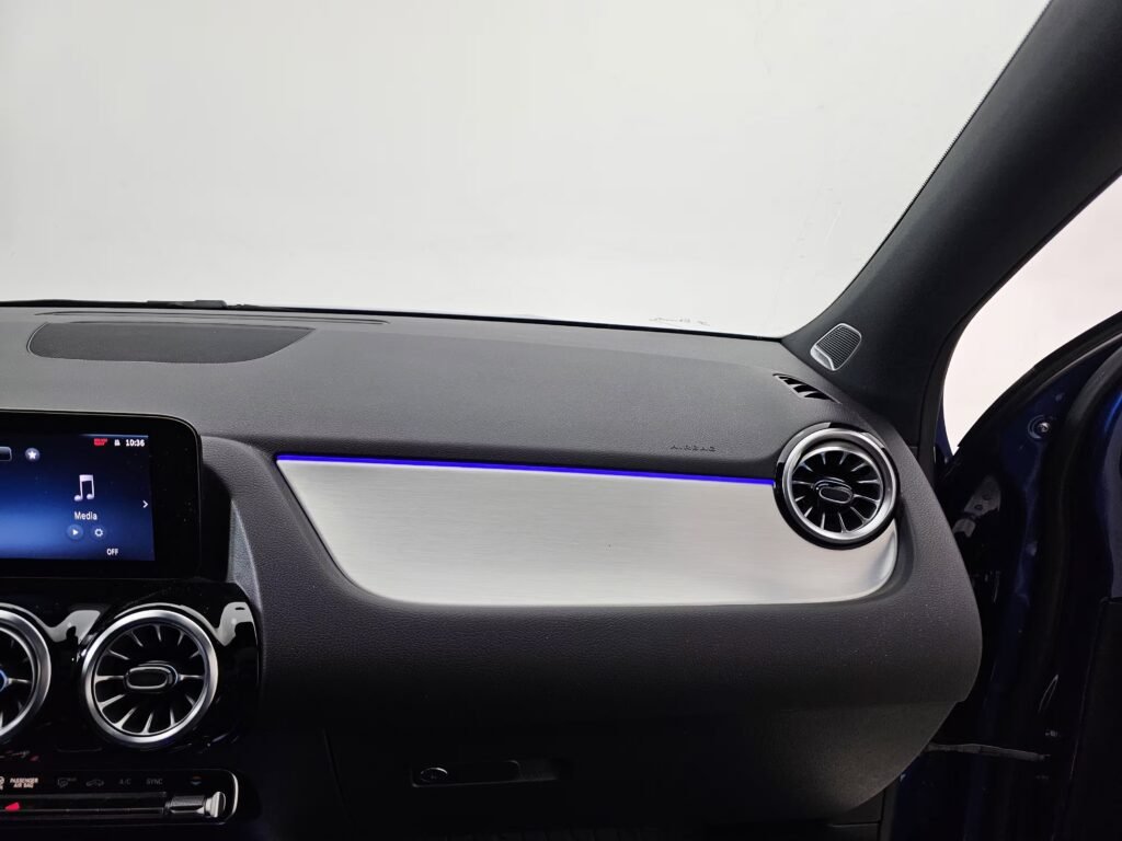 صورة السيارة