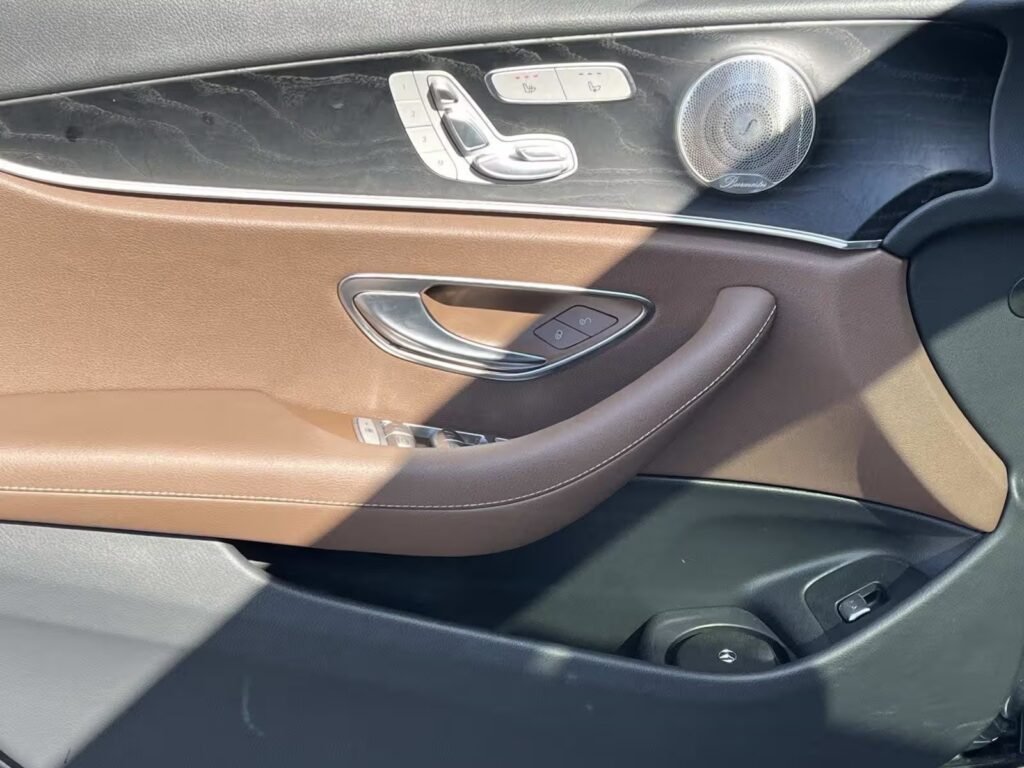 صورة السيارة