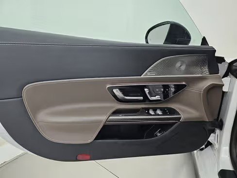 صورة السيارة