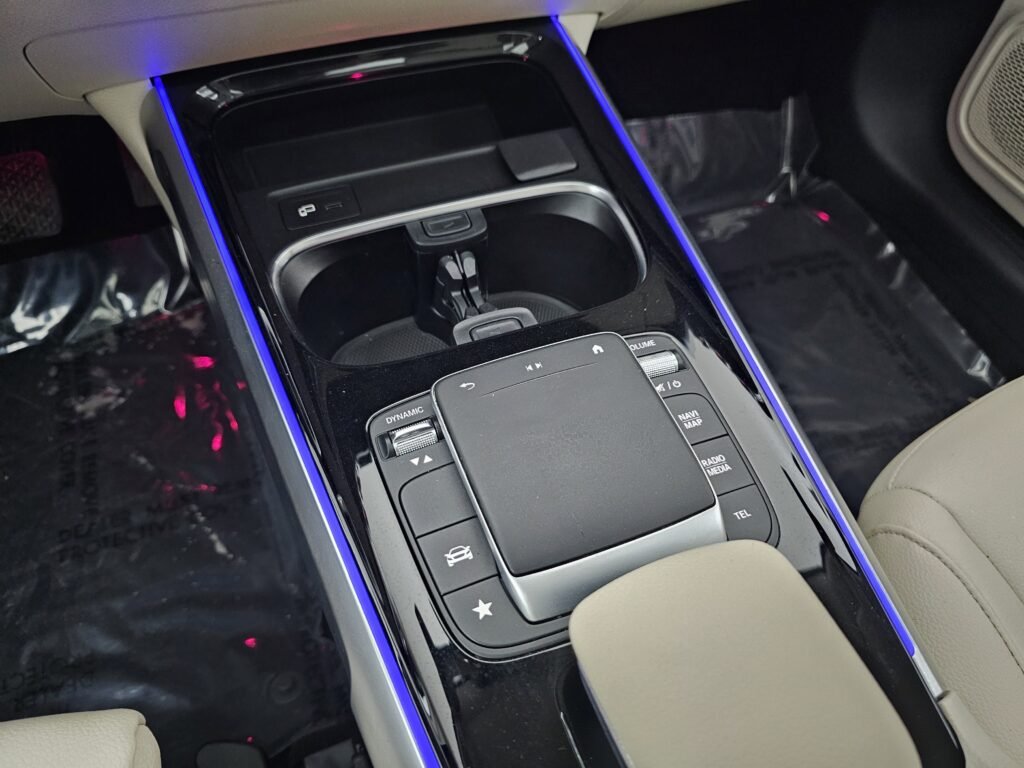 صورة السيارة