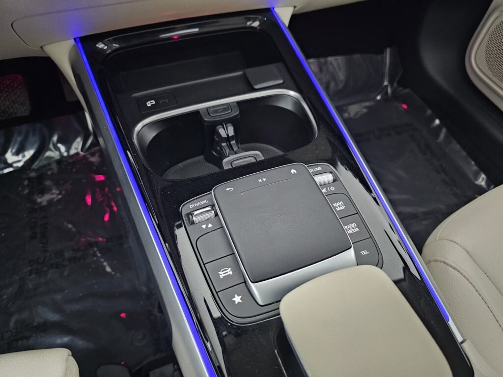 صورة السيارة