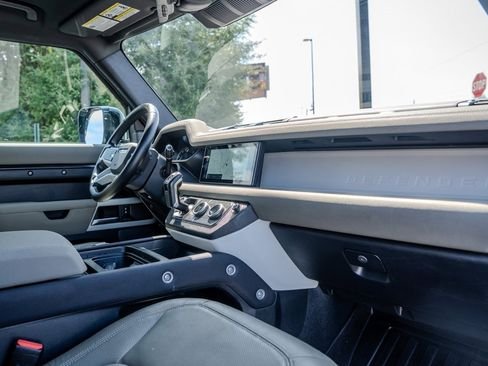 صورة السيارة