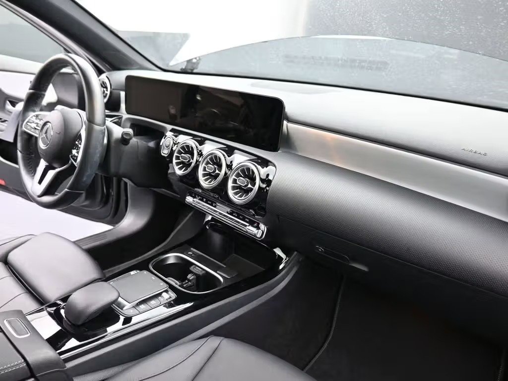 صورة السيارة