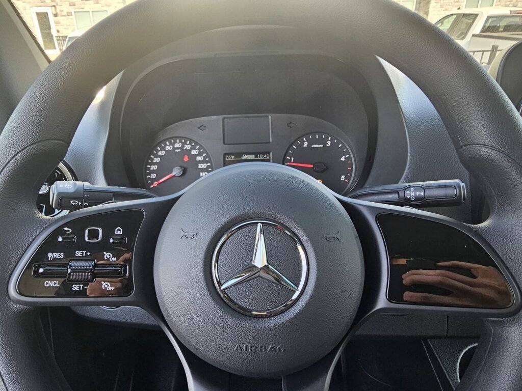 صورة السيارة