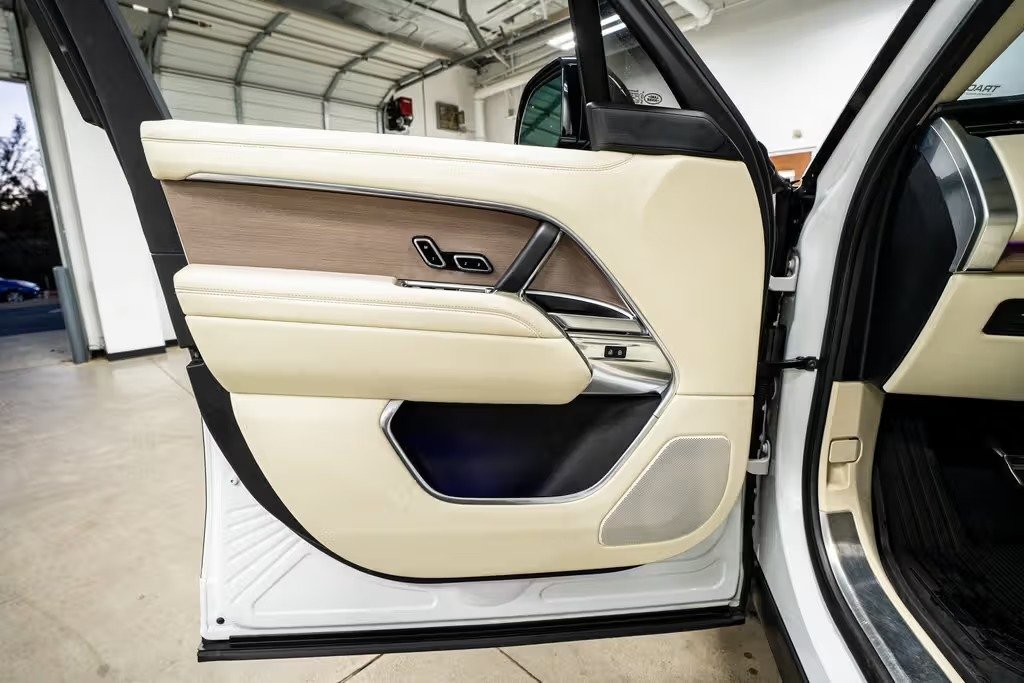 صورة السيارة