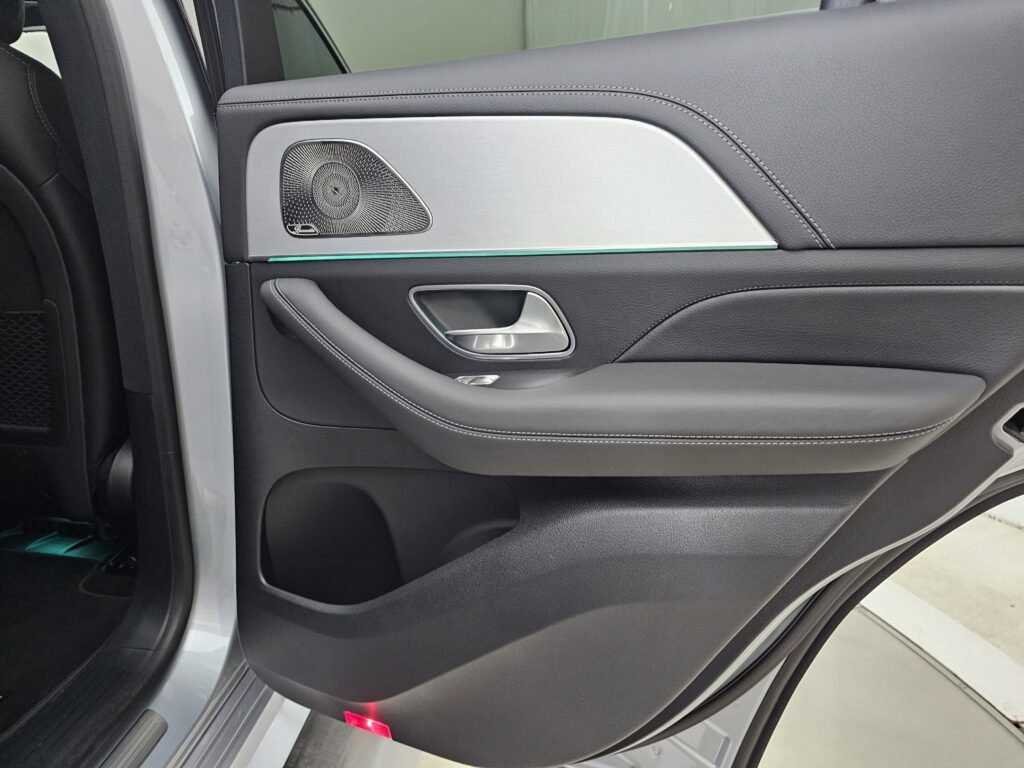 صورة السيارة