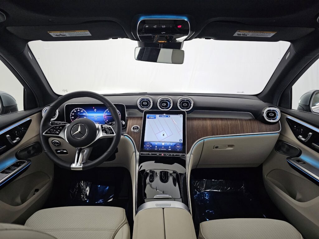 صورة السيارة