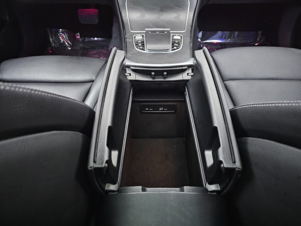 صورة السيارة