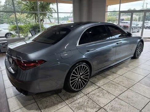 صورة السيارة