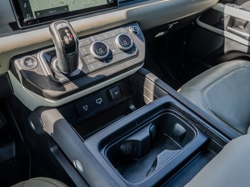 صورة السيارة