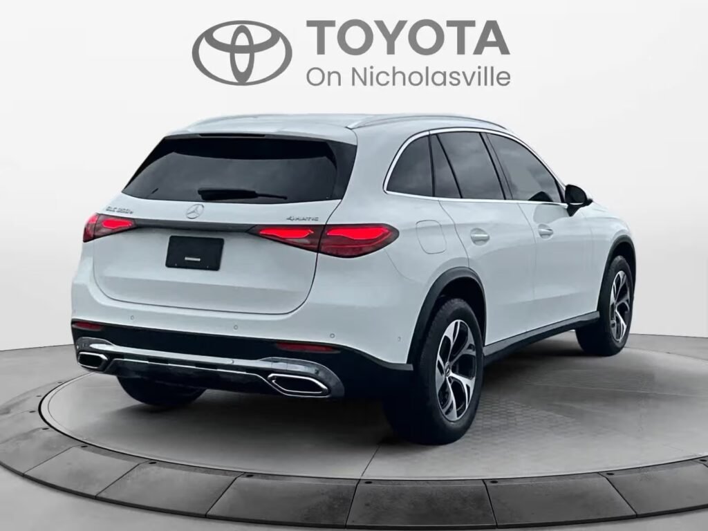 صورة السيارة