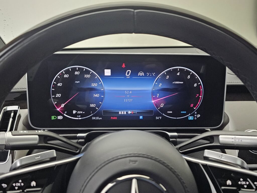 صورة السيارة