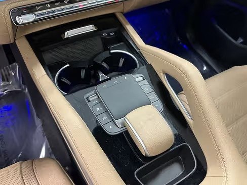 صورة السيارة