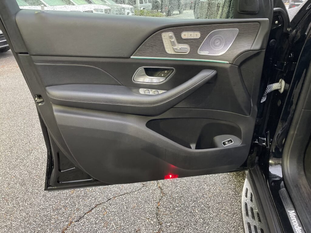 صورة السيارة