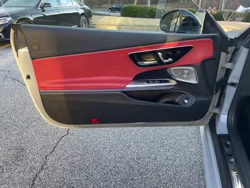 صورة السيارة