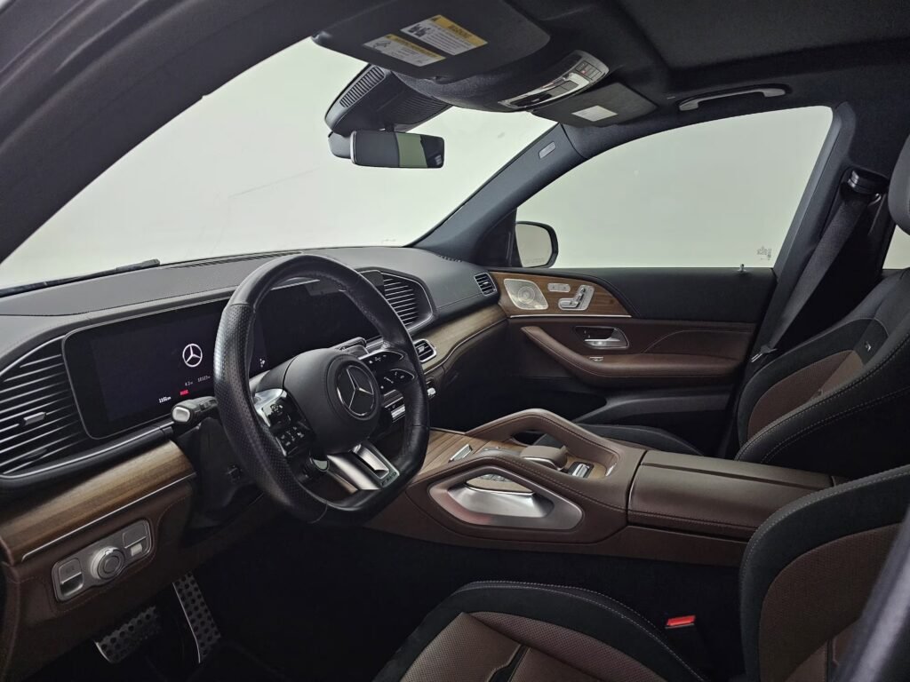 صورة السيارة