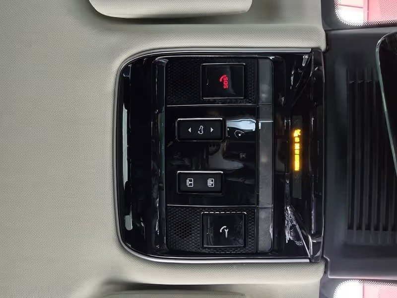 صورة السيارة