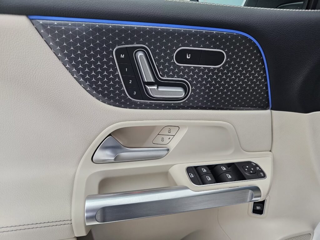 صورة السيارة