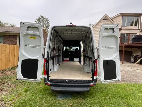 صورة السيارة