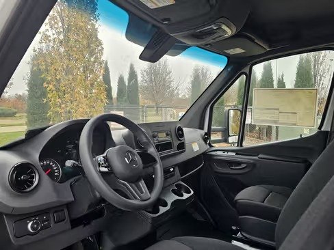 صورة السيارة