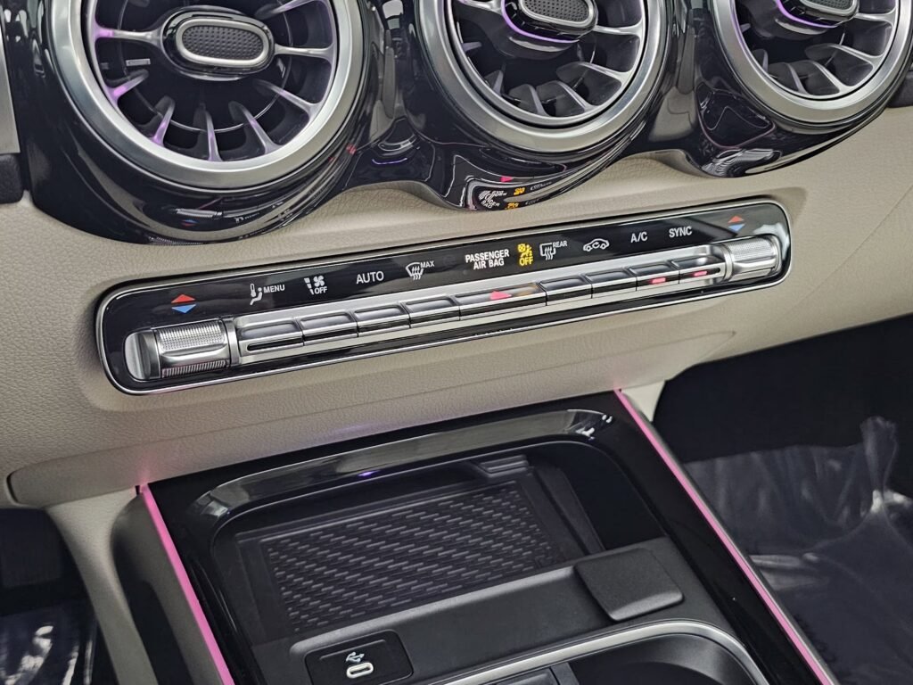 صورة السيارة