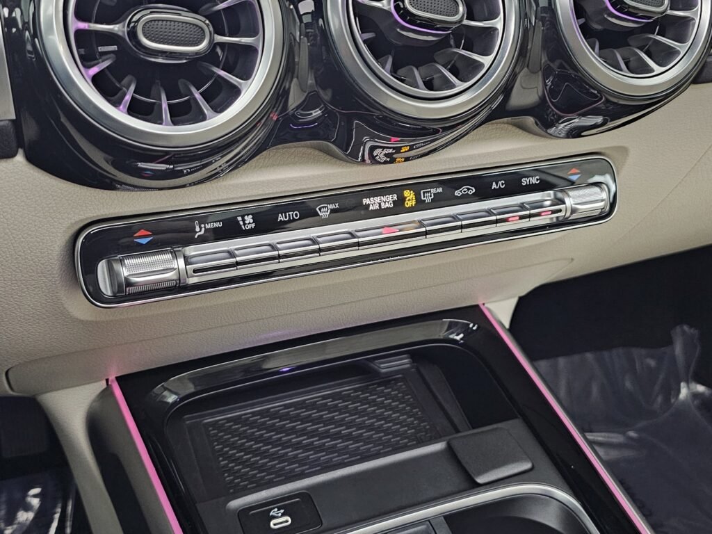 صورة السيارة