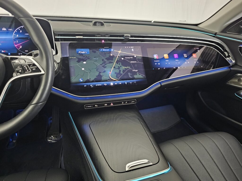 صورة السيارة