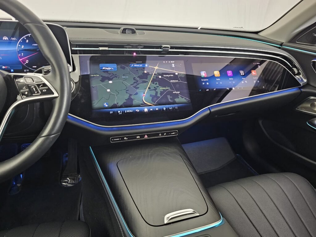 صورة السيارة