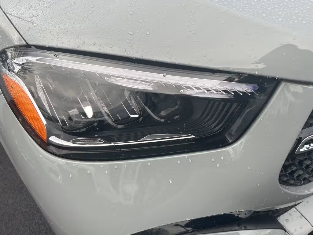 صورة السيارة