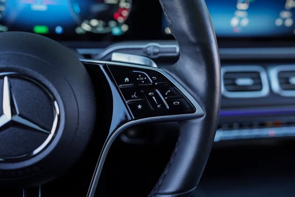 صورة السيارة