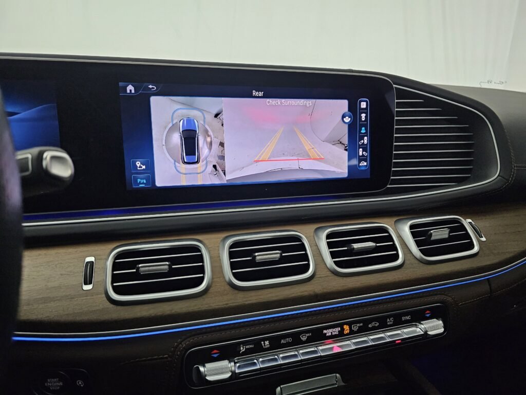 صورة السيارة