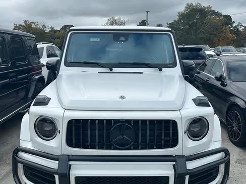 صورة السيارة