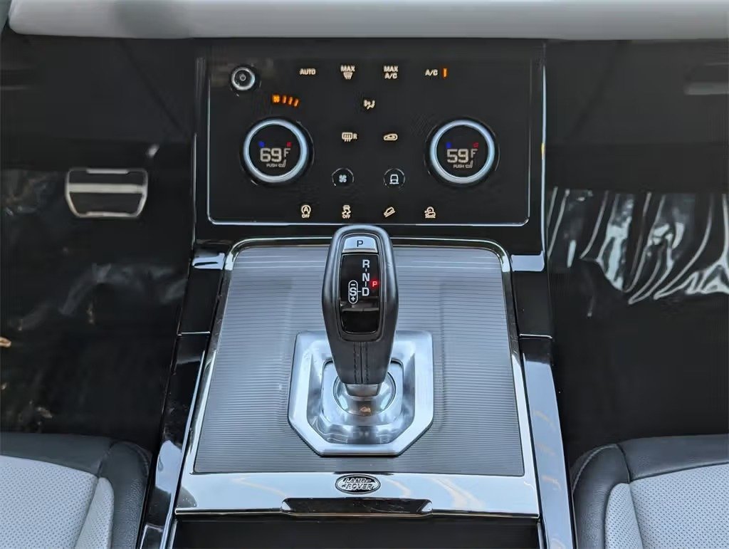 صورة السيارة