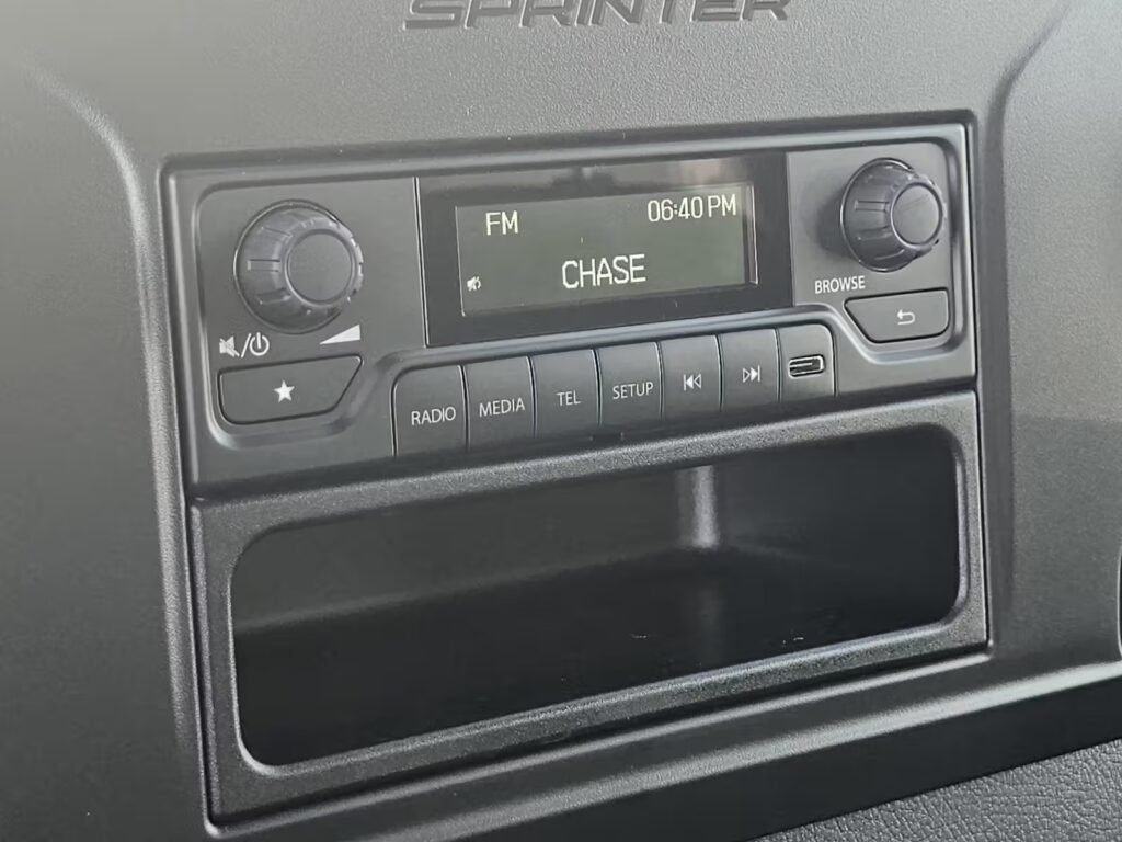 صورة السيارة