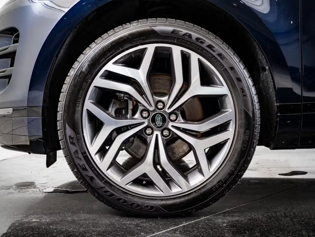 صورة السيارة