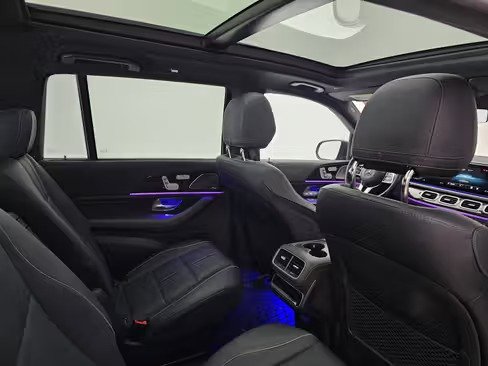 صورة السيارة