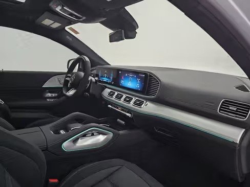 صورة السيارة