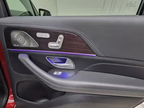 صورة السيارة