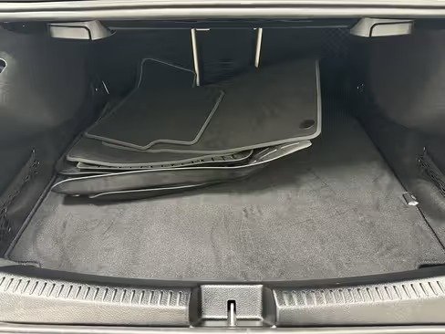 صورة السيارة