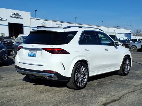 صورة السيارة