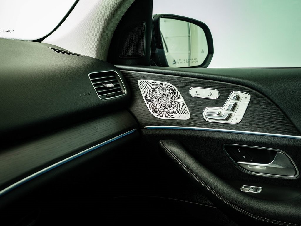 صورة السيارة