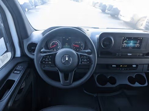 صورة السيارة