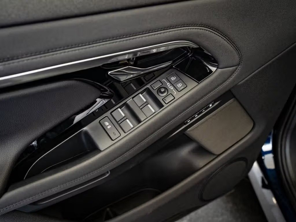 صورة السيارة